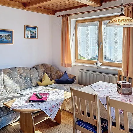 Wolf-2 By Interhome Appartement